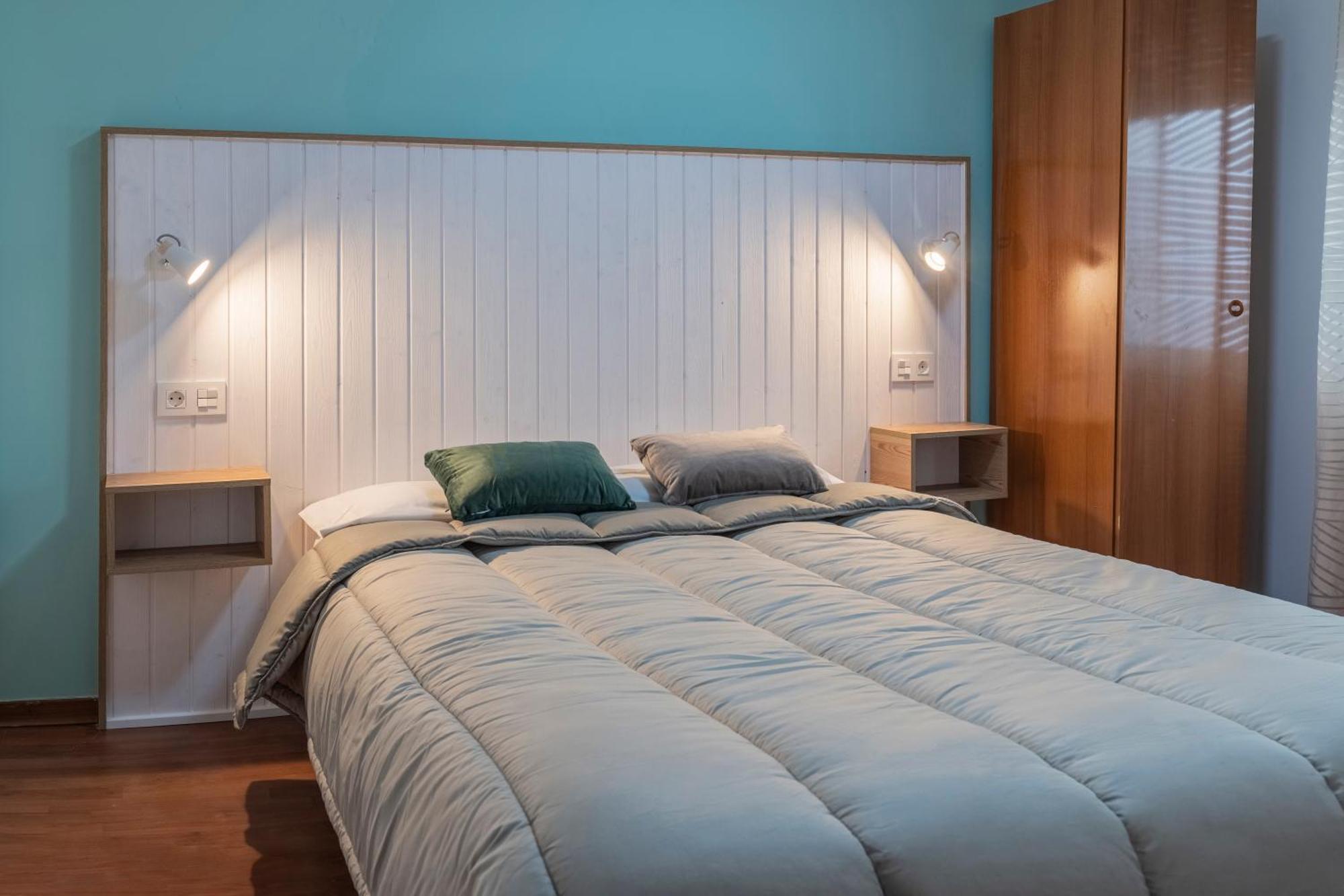 Hostal Julio Cesar La Virgen del Camino Kültér fotó